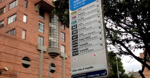 PARADERO SITP UNIVERSIDAD LA GRAN COLOMBIA  235A00